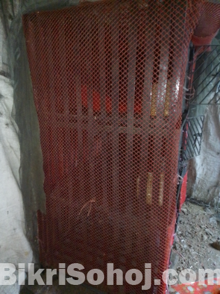 বড় খাঁচা